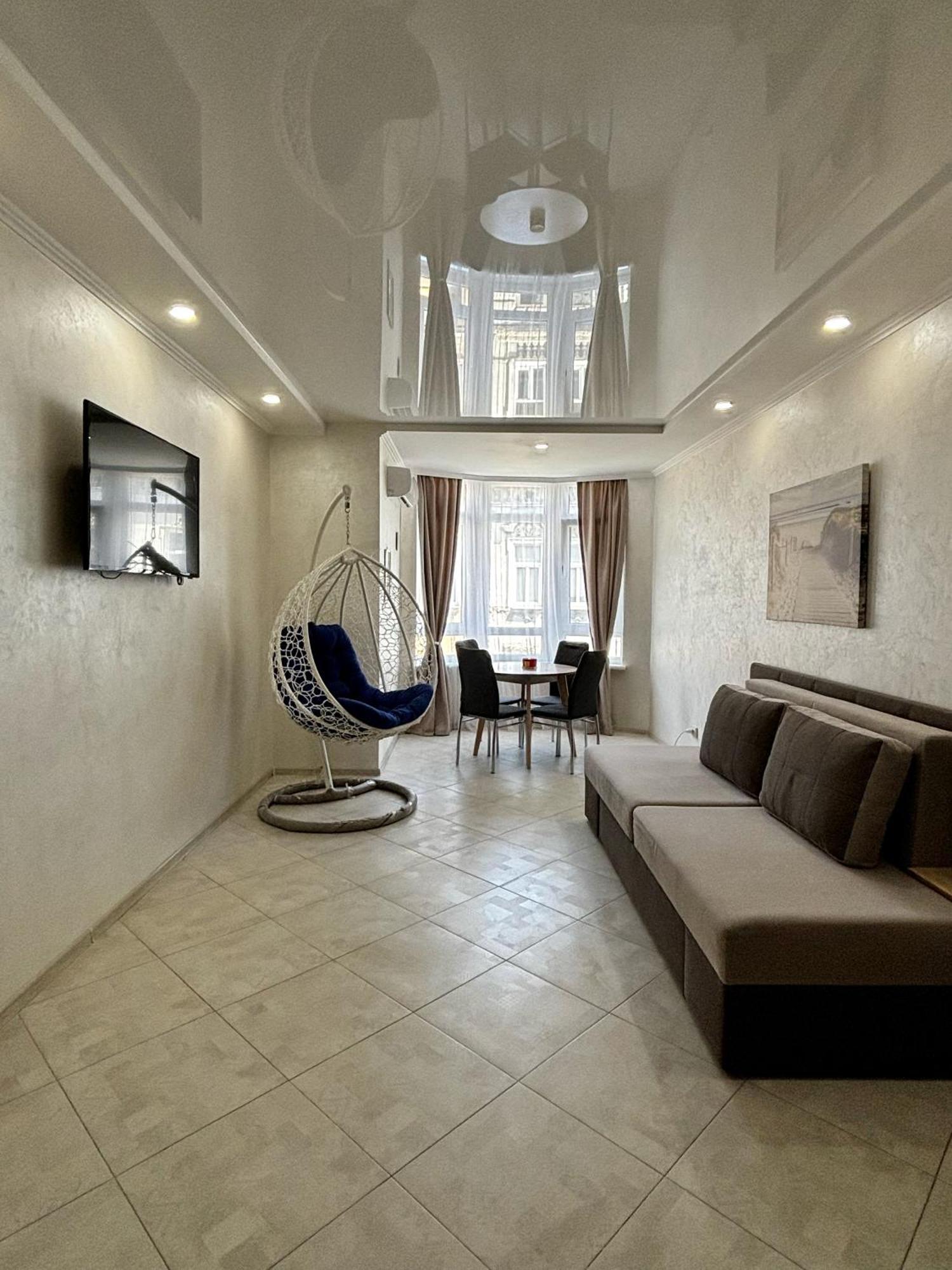 Apartment In Khmelnytsky Street Lviv Exterior foto